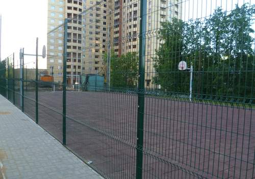 3Д забор для футбольной площадки в Бузулуке