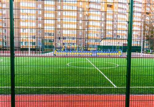2Д забор для футбольной площадки в Бузулуке